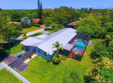 Main picture of 7300 SW 135th Ter