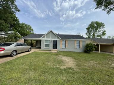 Main picture of 3292 Cedar Springs Dr