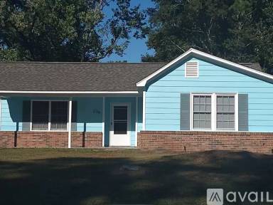 Main picture of 206 Pershing Ct