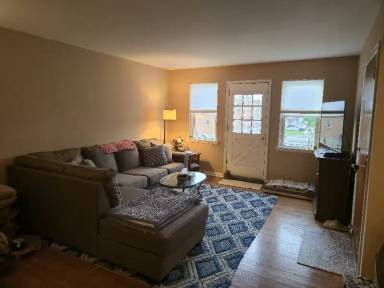 Main picture of 31 Jeffrey Rd