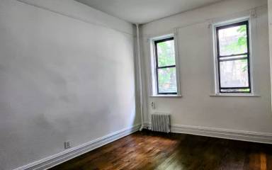 Main picture of 165 E 87th St