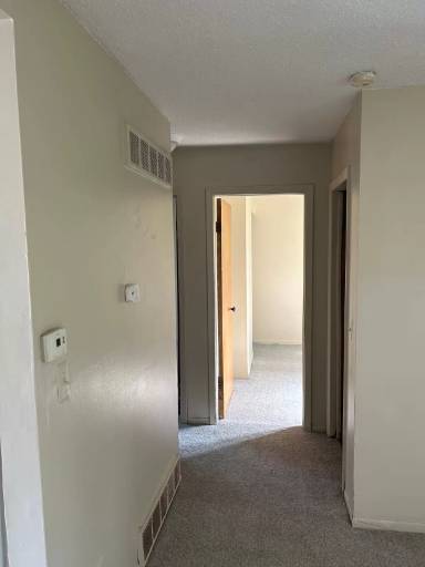 Main picture of 1633 Bayview Dr