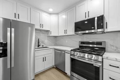 Main picture of 3935 Louisiana St