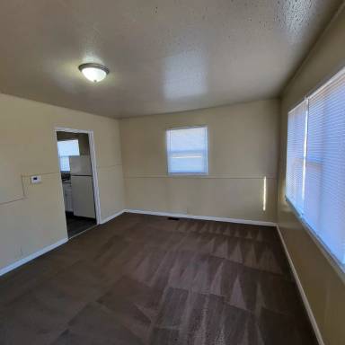 Main picture of 3418 N Drexel Ave
