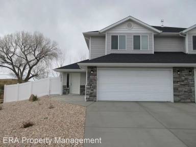 Main picture of 2635 N Shady Place Ln