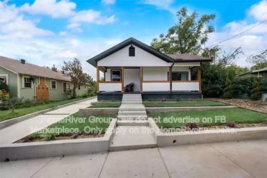Main picture of 1124 E 11th St