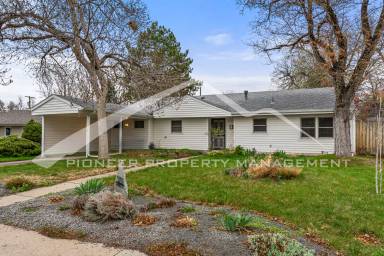 Main picture of 3232 S Forest St