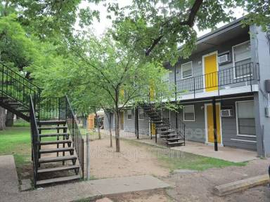 Main picture of 901 Springdale Rd
