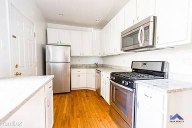 Main picture of 1501 N Wicker Park Ave