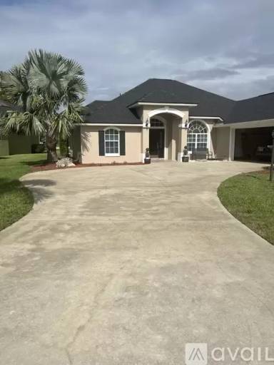Main picture of 2804 Briarwood Ln