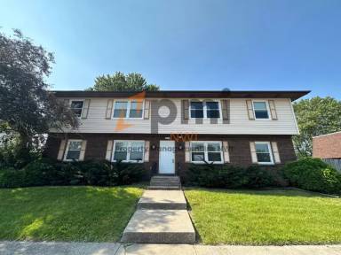 Main picture of 5831 Creekview Ct W