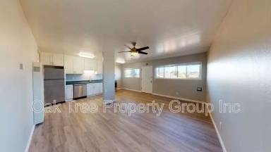 Main picture of 3211 School St