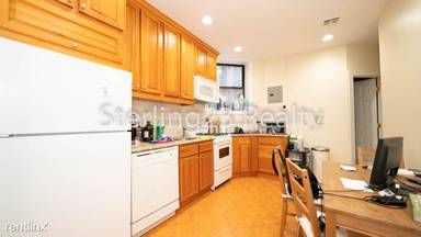 Main picture of 2819 Astoria Blvd