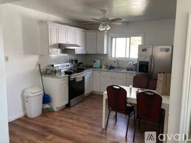 Main picture of 140 Presidents Ln