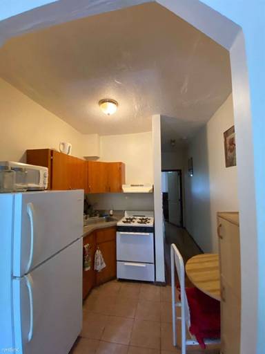 Main picture of 299 Hart St