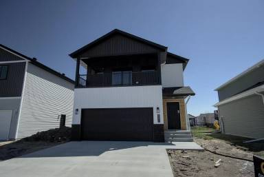 Main picture of 8072 Goldfinch Dr