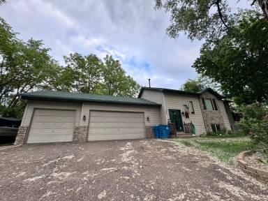 Main picture of 247 8th St SW