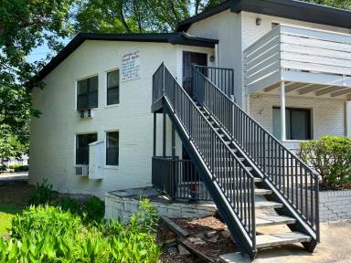 Main picture of 3171 Chestnut Dr