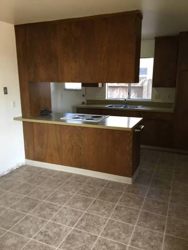 Main picture of 18611 Taylor St
