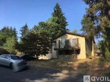 Main picture of 34 151st Pl SE