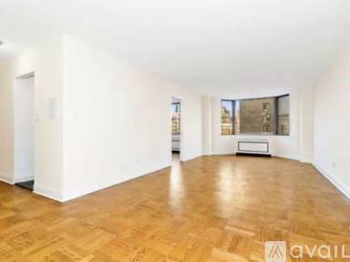 Main picture of 400 E 71st St Apartments