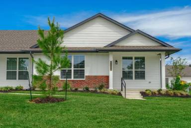 Main picture of 2045 Vintage Farms Way