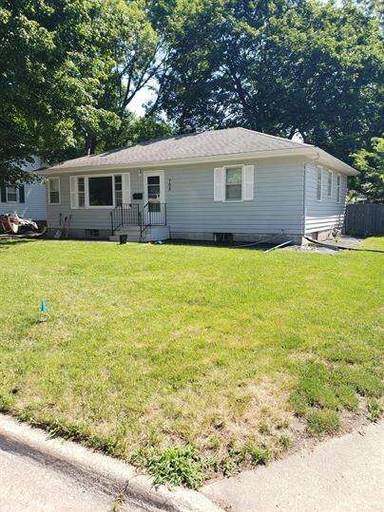 Main picture of 705 2nd Ave SE