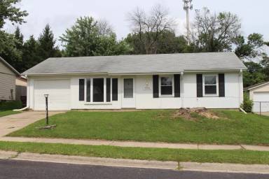 Main picture of 5926 N Taber St