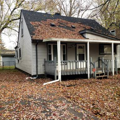 Main picture of 15129 McGuire St