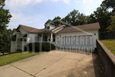 Main picture of 140 Gettysburg Ave