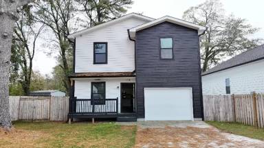 Main picture of 118 Forest St