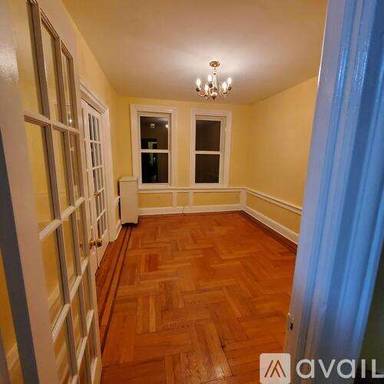 Main picture of 6114 23rd Ave