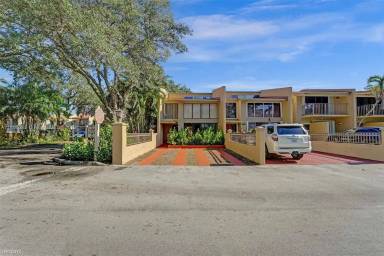 Main picture of Jacaranda Country Club