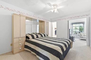 Main picture of 2386 Sumatran Way