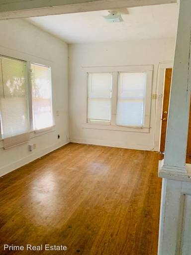 Main picture of 2407 Mary St