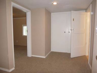 Main picture of 505 W 1st St
