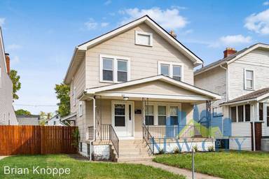 Main picture of 812 Siebert St