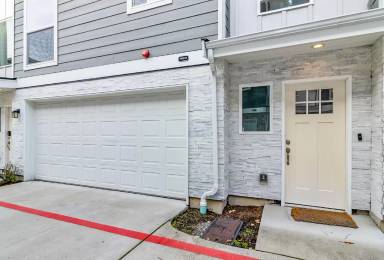 Main picture of 10721 19th Ave SE