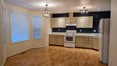Main picture of 1268 W 8th Ave