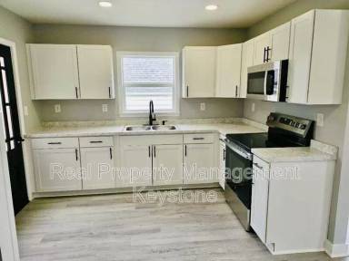 Main picture of 1122 Stock St