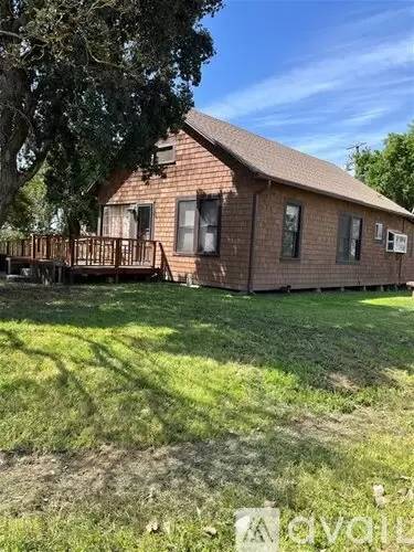 Main picture of 10404 Metteer Rd