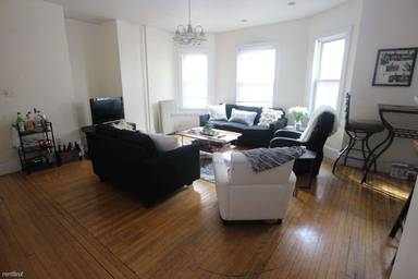 Main picture of 335 Faneuil St