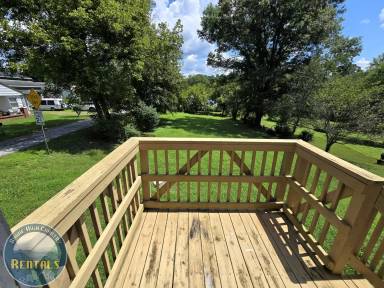 Main picture of 228 Brookdale Pl NW
