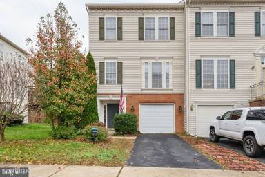 Main picture of 43006 Eustis St