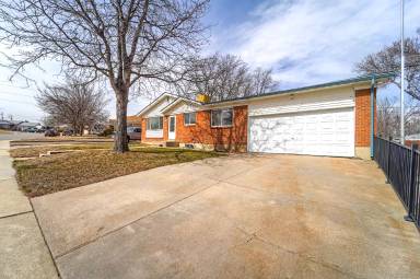 Main picture of 849 Emerson Cir