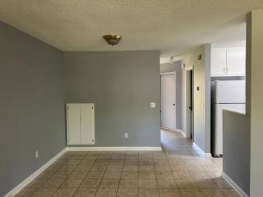 Main picture of 105 Pineridge Dr