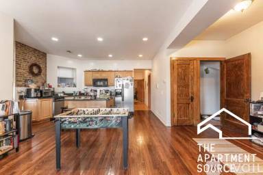Main picture of 1010 N Kedzie Ave