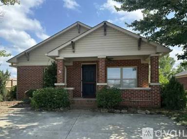 Main picture of 1502 Heritage Cir SE