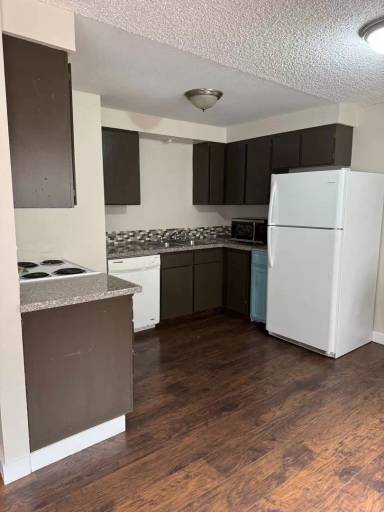 Main picture of 4403 Plomondon St