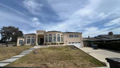 Main picture of 830 N 6th St